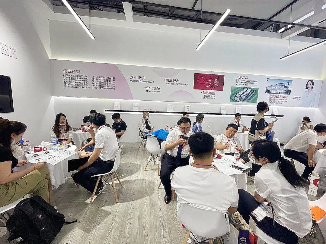 【2021上海國際廚衛(wèi)展】偶像派？實(shí)力派？佳歌集成灶攜新品再度重塑行業(yè)新標(biāo)準(zhǔn)！