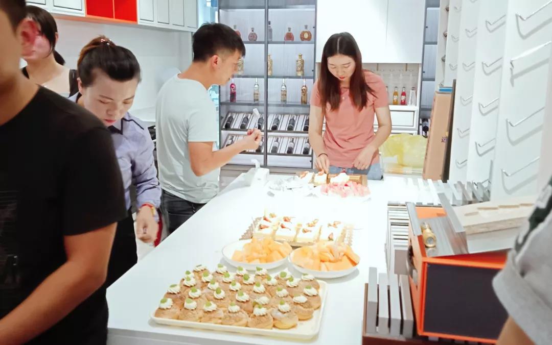 【深耕行業(yè)】佳歌集成灶曲靖旗艦店品鑒會圓滿召開！